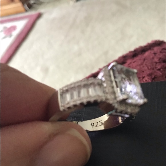 Women’s Engagement 925 silver ring size 5 NEW white sapphires good costu… - Picture 9 of 12